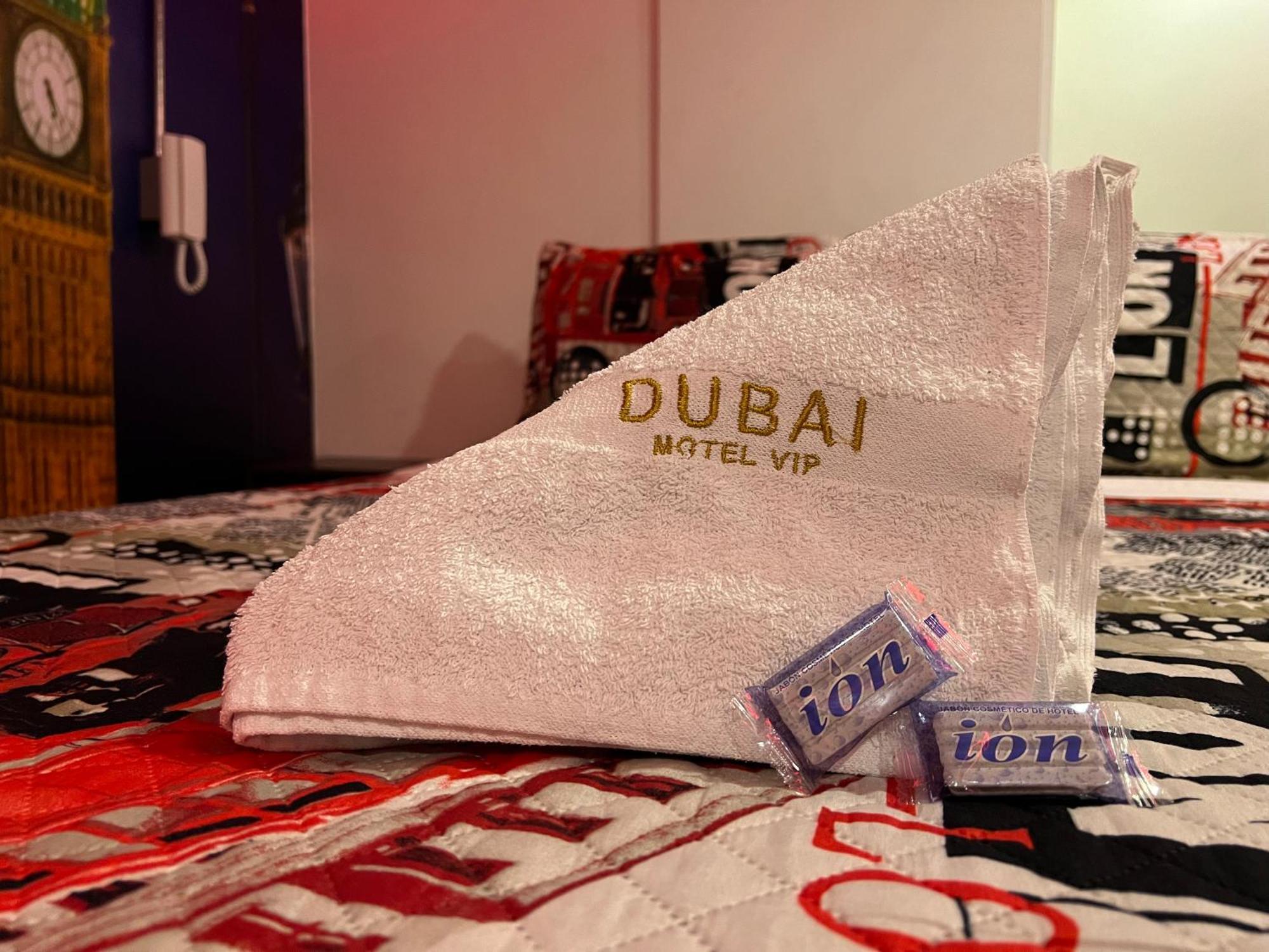 Dubai Vip Motel Bogota Buitenkant foto